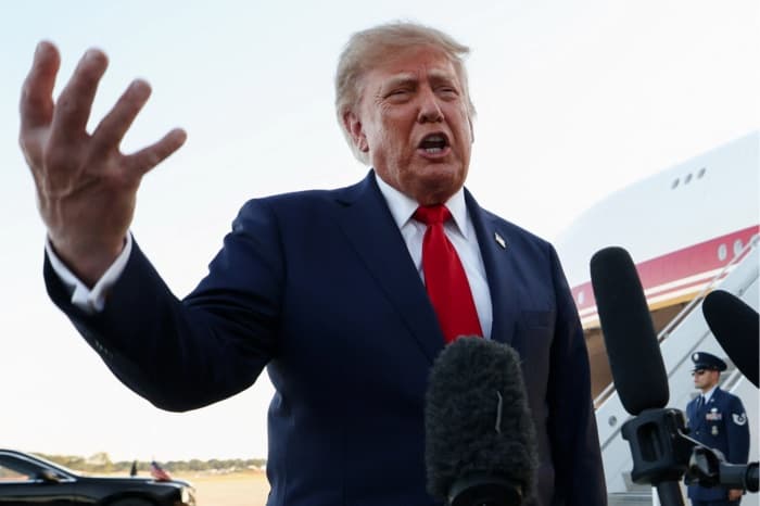 A Court Restored CNN’s White House Access. Two Days Later, the White House Took Its Seat on Air Force One.